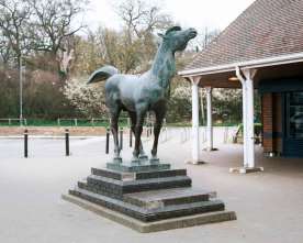 Chinese Dynamic sculpture