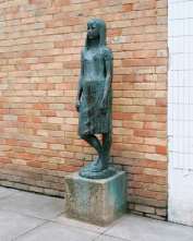 Kore sculpture