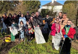 Group of litter pickers