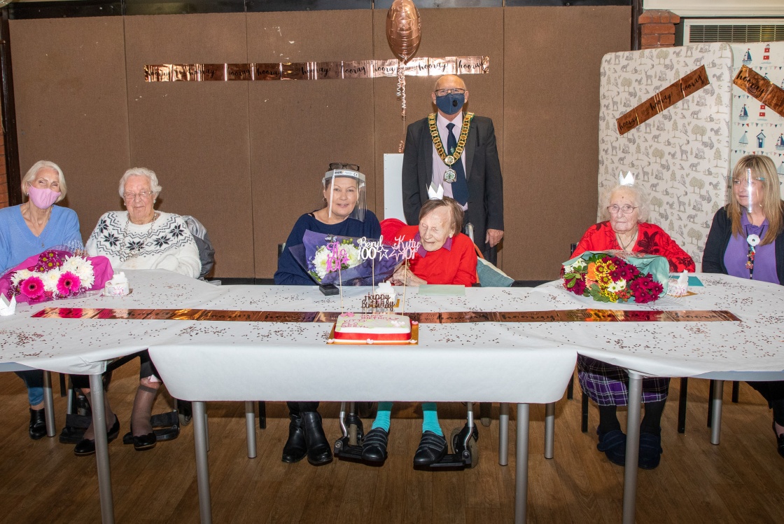 Image of Florence, Beryl and Kitty with the Chair of Harlow Council 