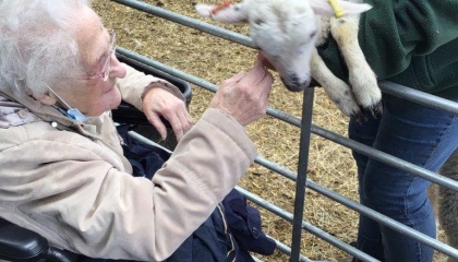 Leah Manning service users visit Pets’ Corner 