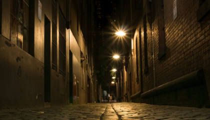 Image of a dark street 