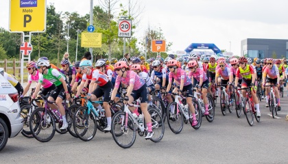 Women's Tour racers